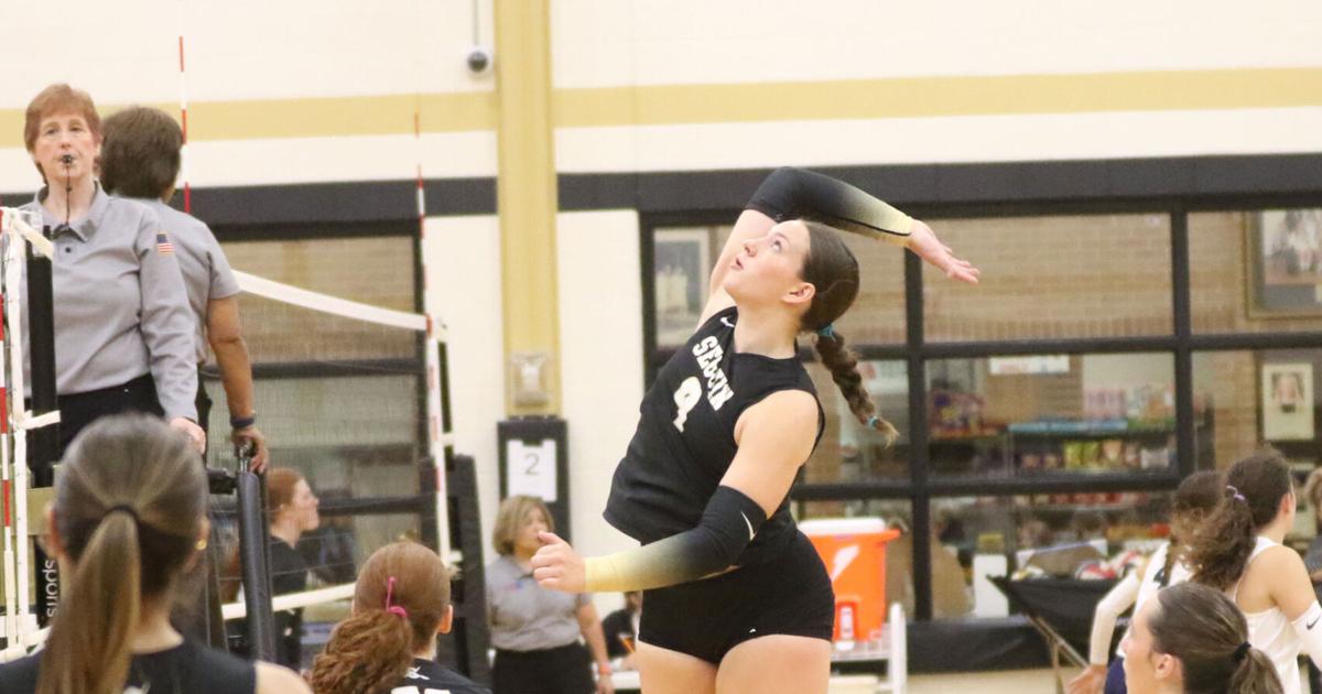 Seguin, Marion clash in tournament play