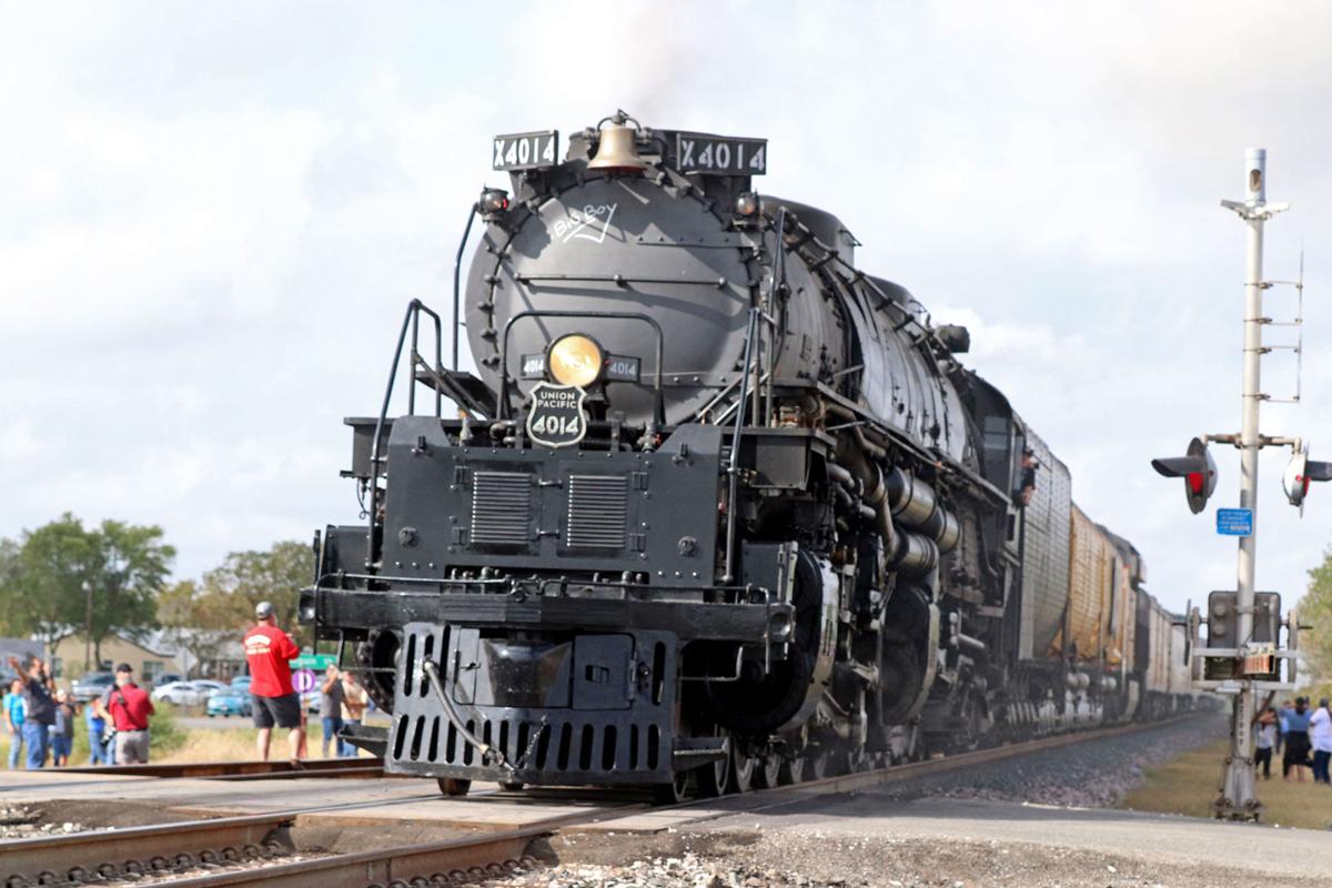 Big Boy 4014 Photo Galleries