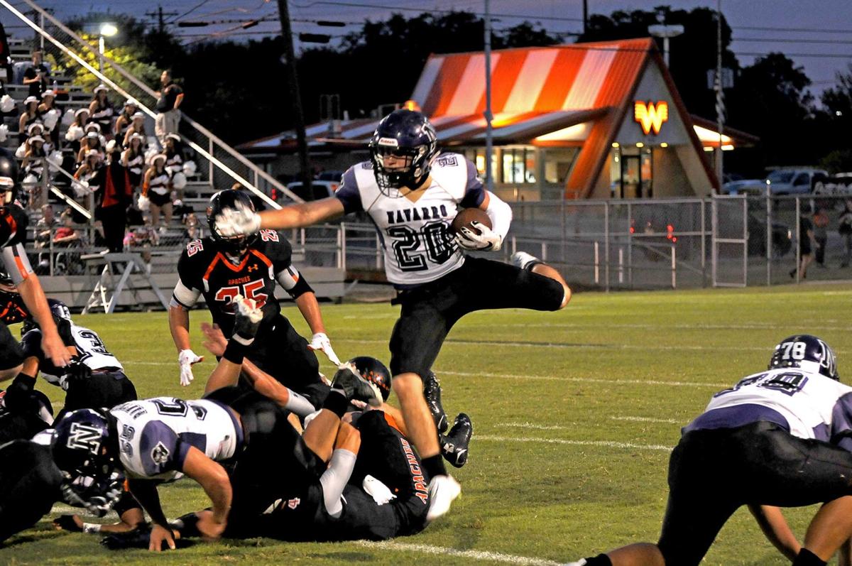 Navarro Panthers Vs Gonzales Apaches Multimedia Seguingazette Com