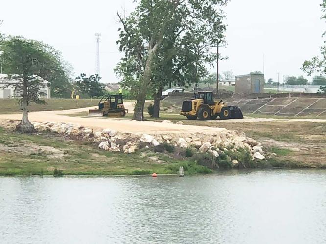 Construction work begins on Lake Dunlap dam News