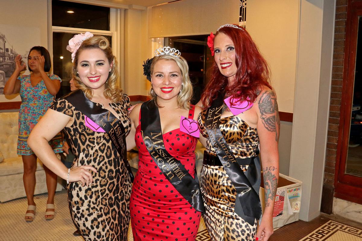 Pin Up Contest