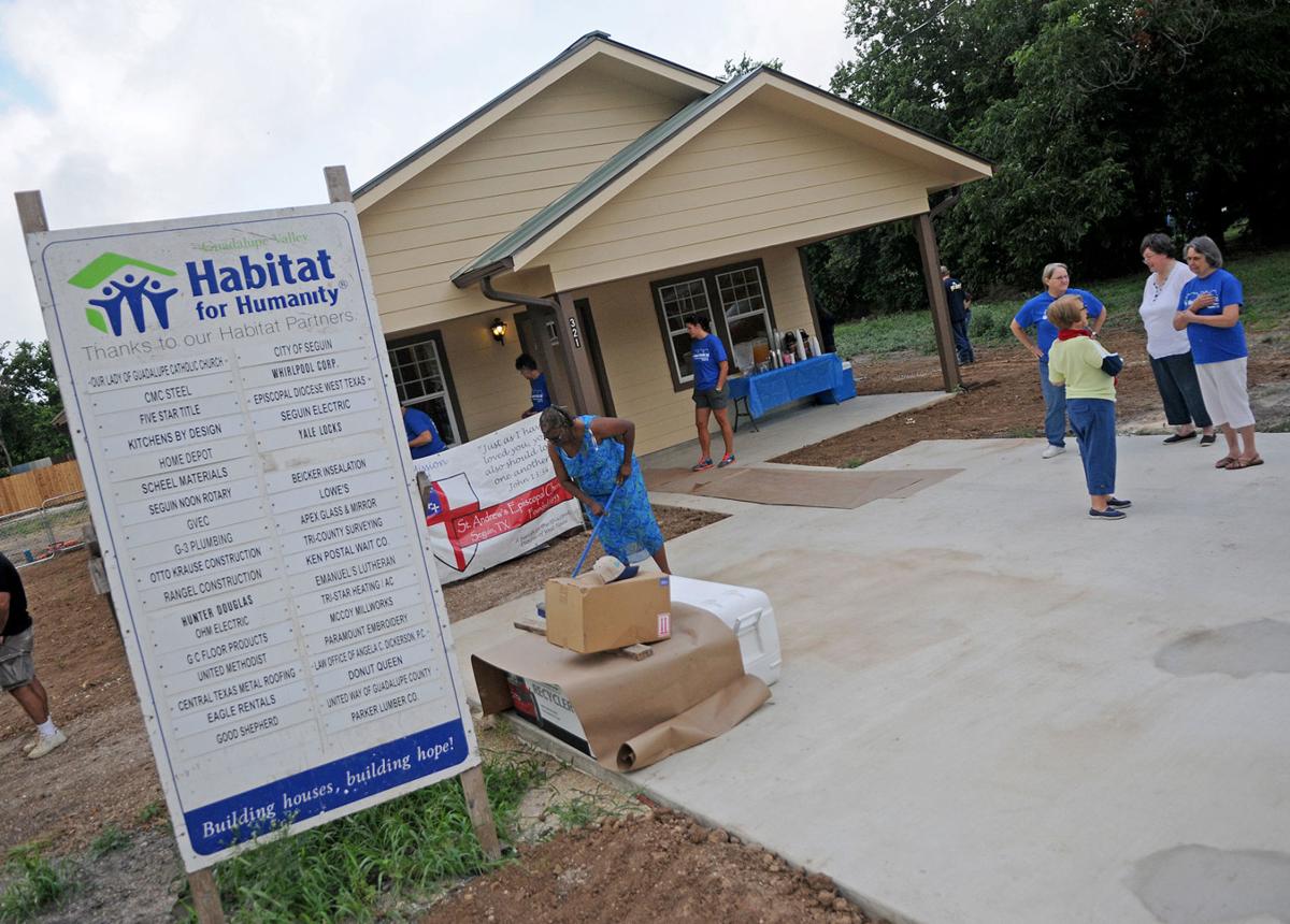 Building Hope Local Church Funds Builds Habitat Home For Seguin Family Alert Seguingazette Com