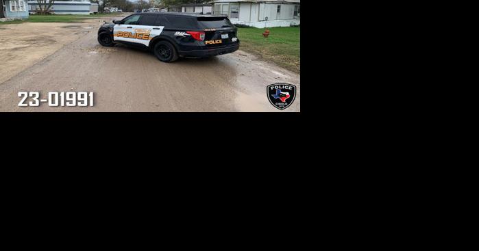 Cibolo police investigate after car shot in neighborhood - Vimarsana News