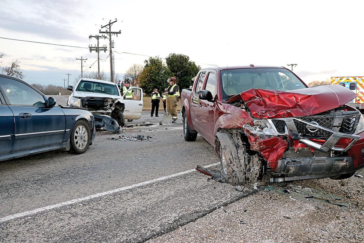 1 man seriously injured in Saturday crash News