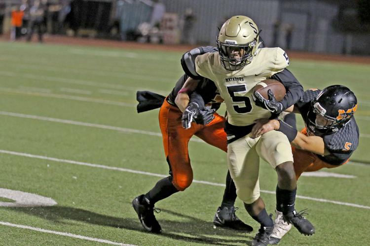 Seguin Matadors vs Medina Valley Panthers Photo Galleries