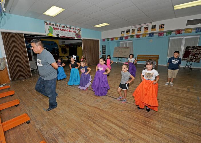 Culture center in Seguin teaches ballet folklórico tradition News