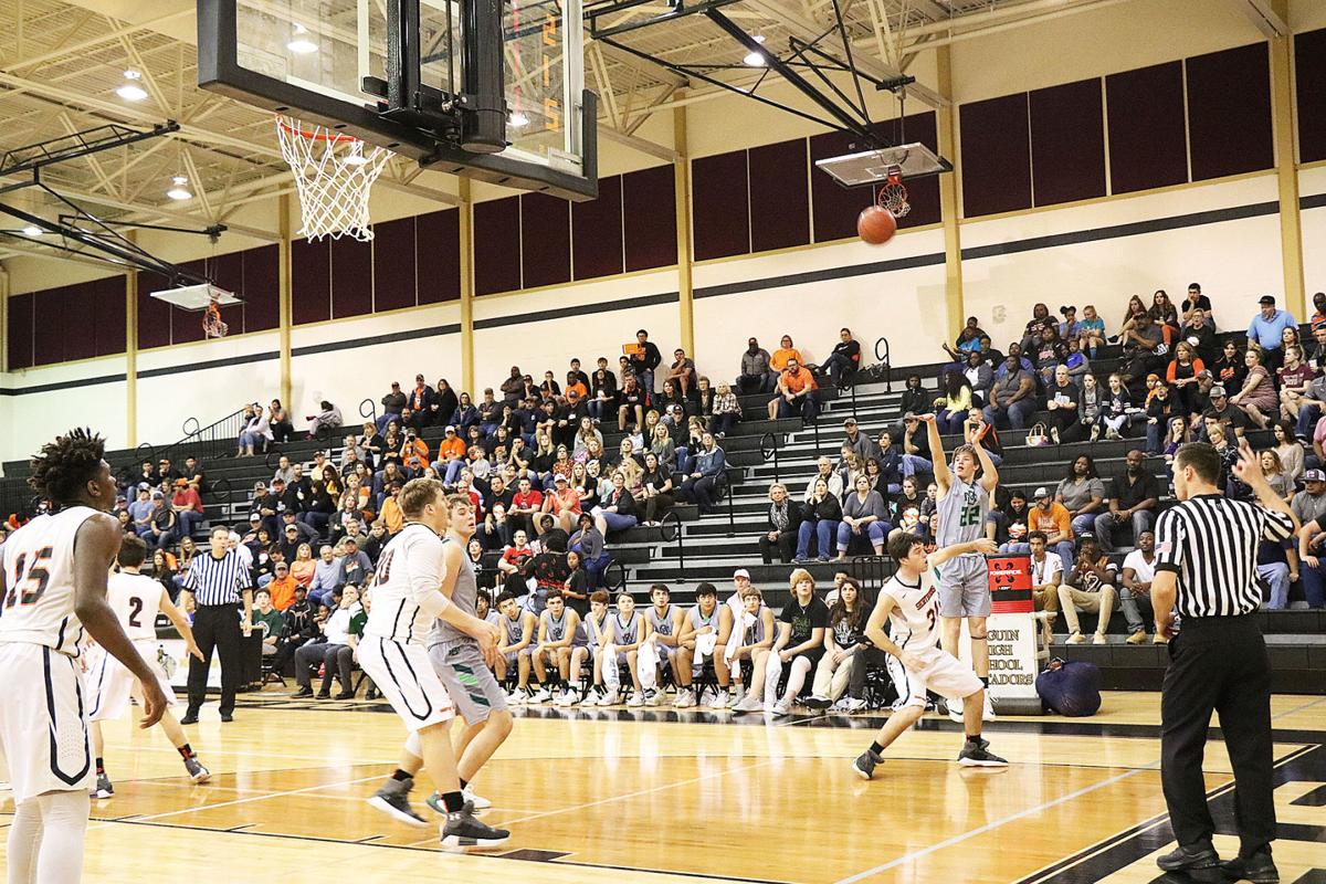 MARION MADNESS Bulldogs advance to first regional tourney in history