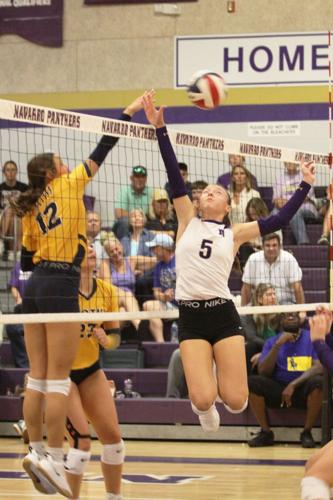 Lady Panthers capture flawless victory over Poth Pirates | Sports |  seguingazette.com