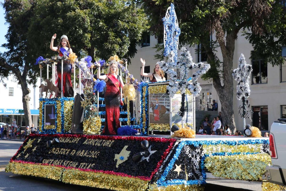 Guadalupe Christmas Parade 2022 Fairly Good Time: Guadalupe County Fair & Rodeo Rolls Into Town | Photo  Galleries | Seguingazette.com