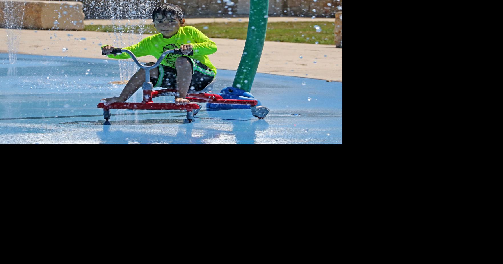 Splash pad opens just in time for Spring Break | News | seguingazette.com