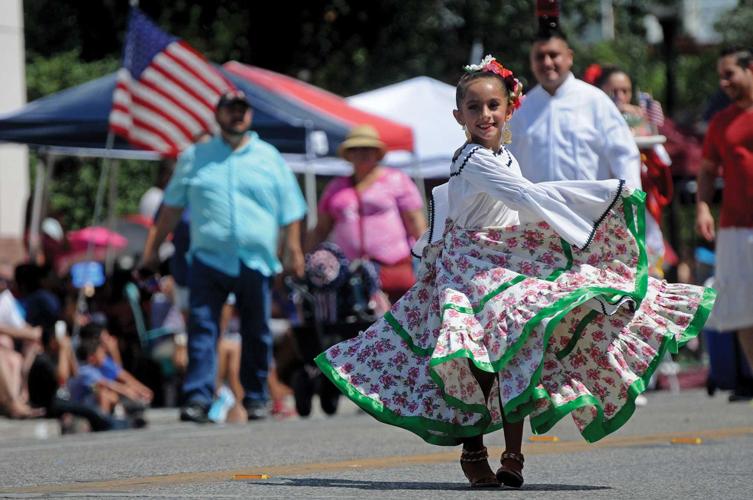 seguin 4th of july parade 2025