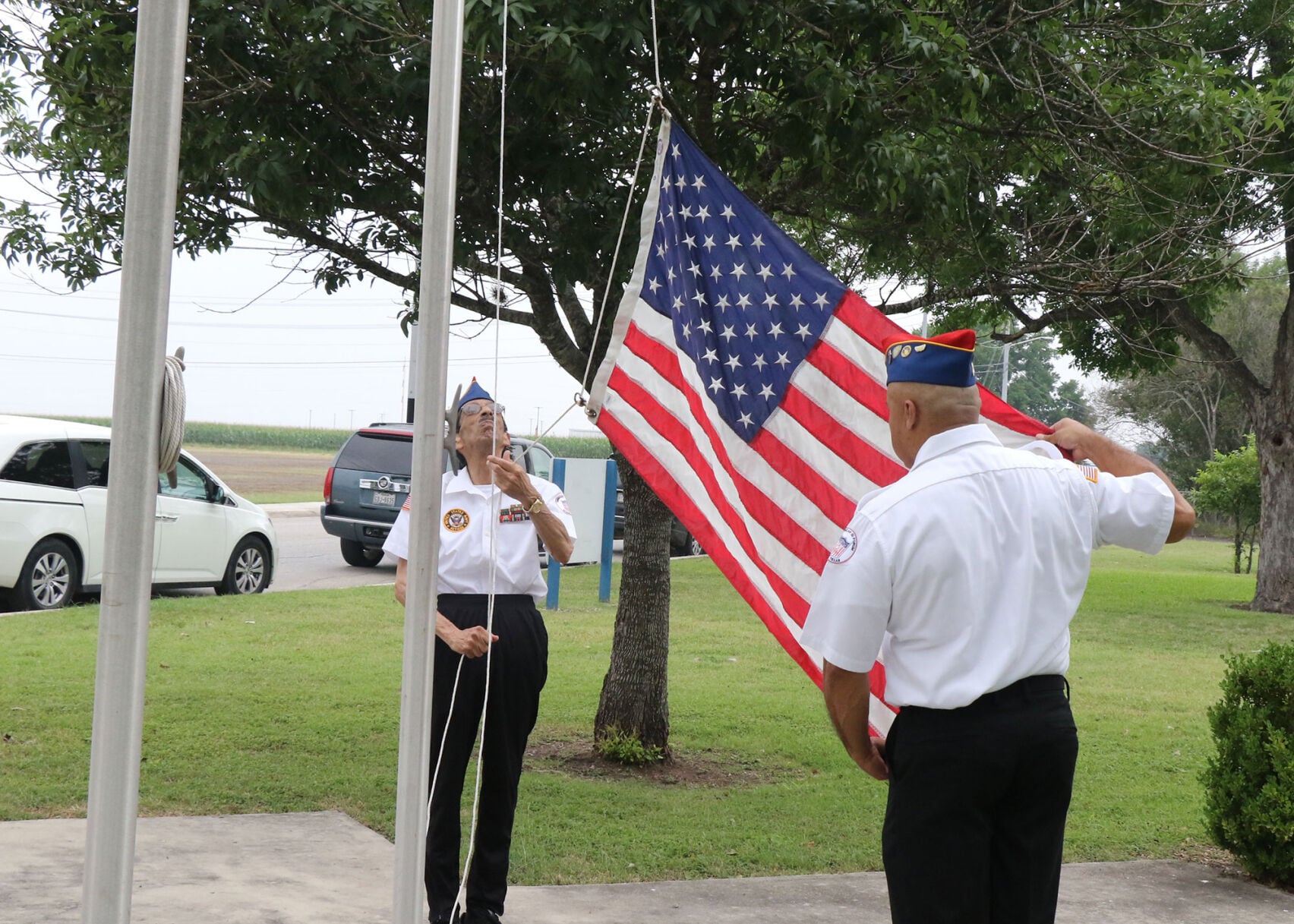 Veterans, community remember the fallen at Memorial Day ceremonies in ...