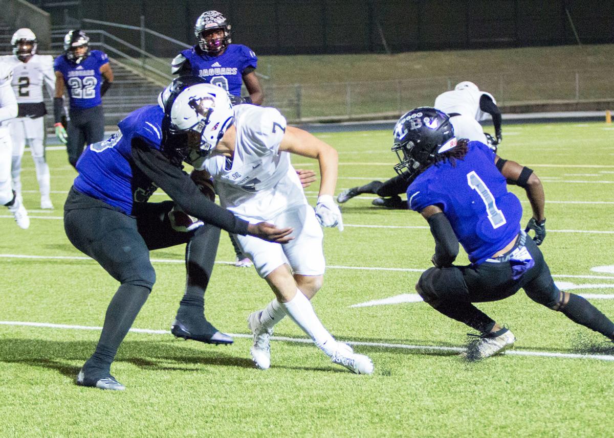 Jaguar defense takes control in second half, Seguin third in district
