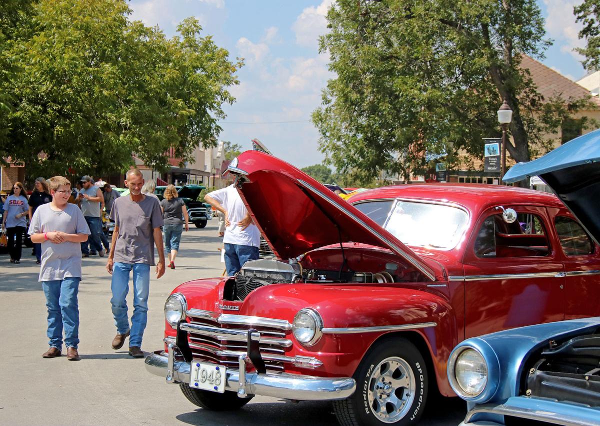 Car show draws hundreds to downtown Seguin News