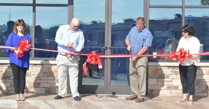 Big Daddy’s RV opens new store | News | sentinel-echo.com