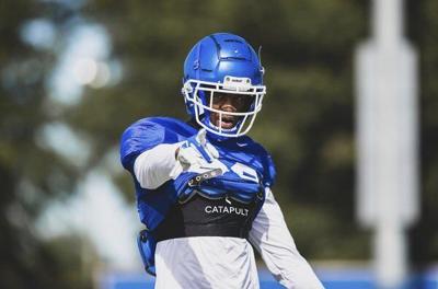 Uk Depth Chart Narrowed Down Qbs Gatewood Allen Impressive Sentinel Echo Com