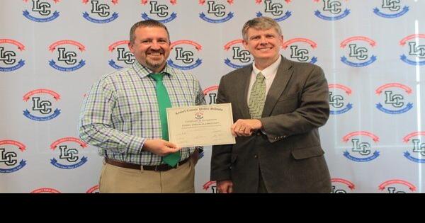 Sublimity Hazel Green elementary schools receive awards as Bright