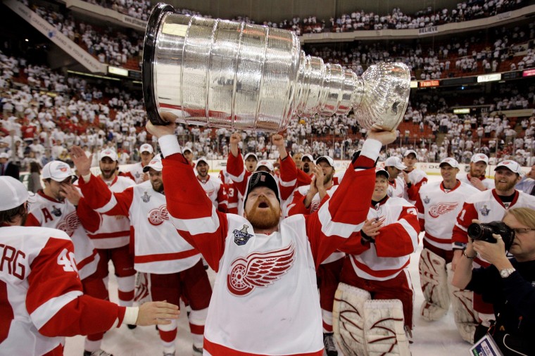 THN at the Stanley Cup: Historic night for Lidstrom, Swedish