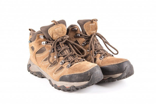 places to get hiking boots near me