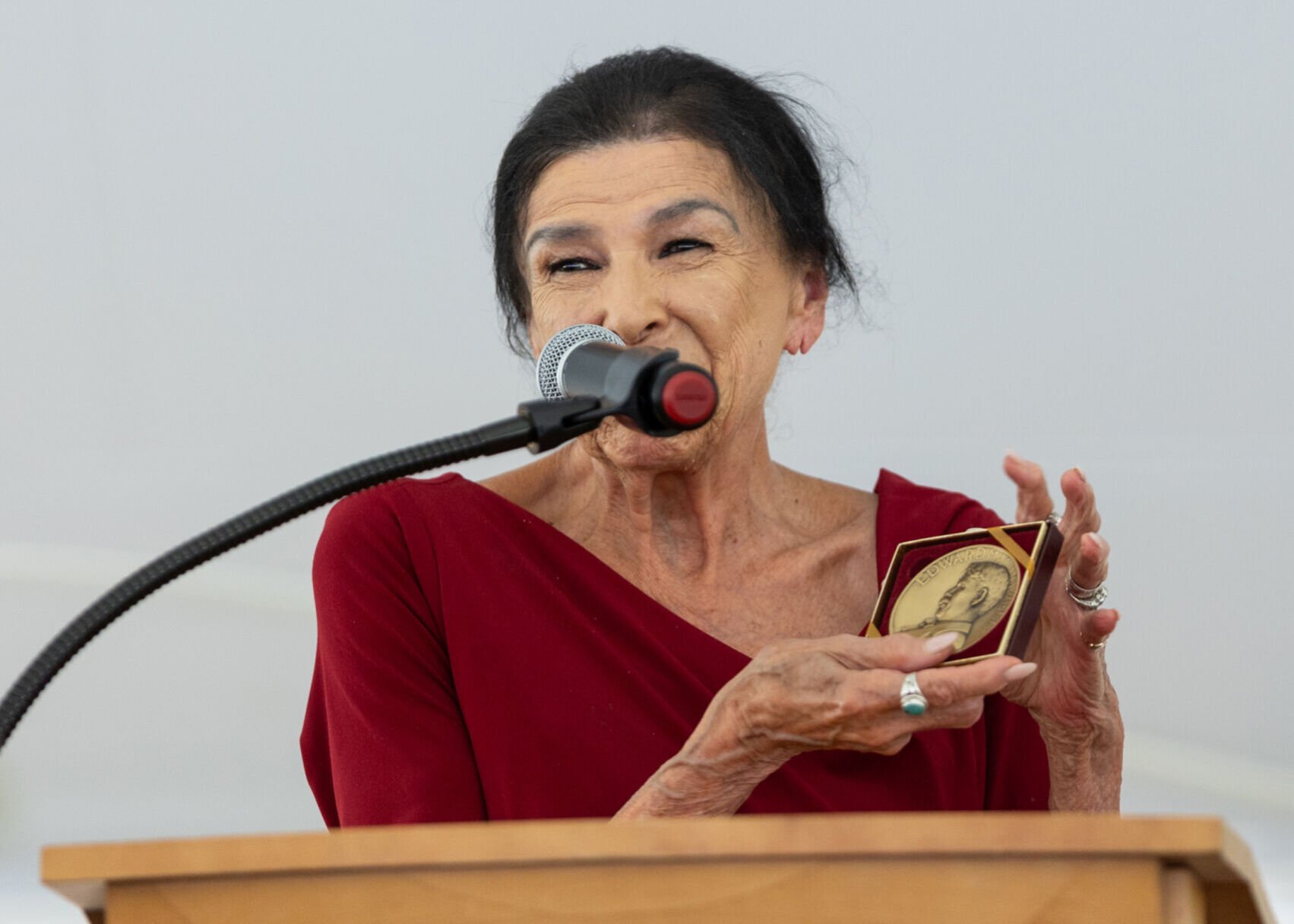 Abenaki Filmmaker Alanis Obomsawin Accepts MacDowell Medal For Giving ...