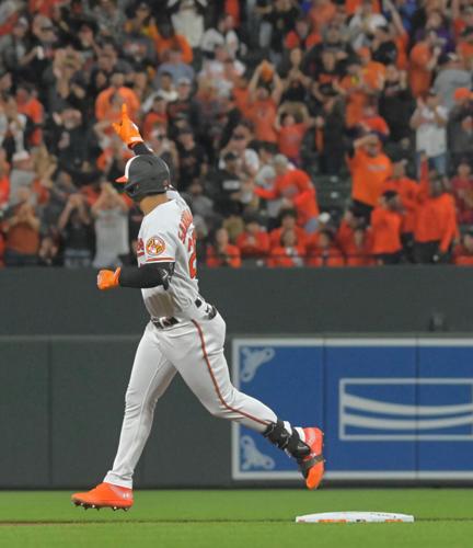 Orioles clinch the AL East title with their 100th win of the
