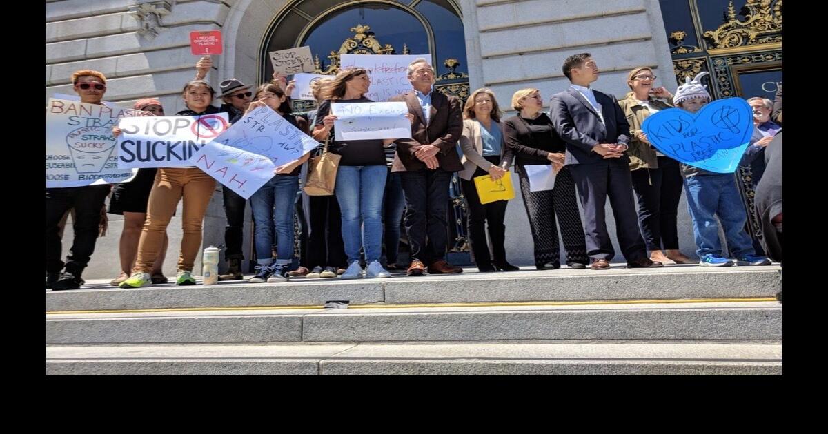 New measure could ban plastic straws, foodware in San Francisco San