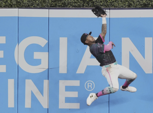 Giants' bats silent again in shutout loss to Miami