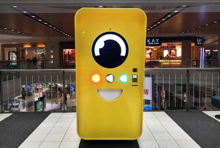 Snapchat Spectacles vending machine opens in SF mall San Francisco
