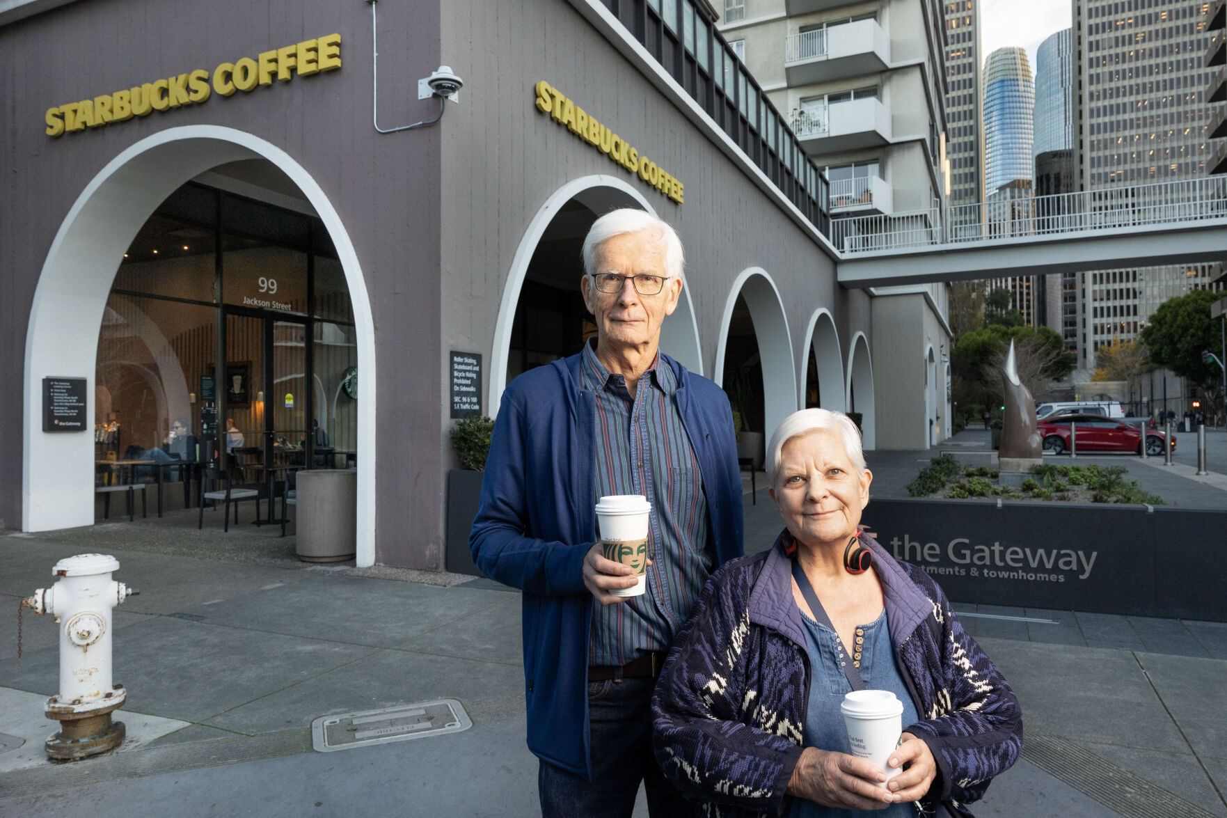 ◉STARBUCKS　COFFEECAFE➕コーヒーショップ女性店員セット あきはクエスト体験プレゼント】 スターバックスコーヒーコーヒー抽出