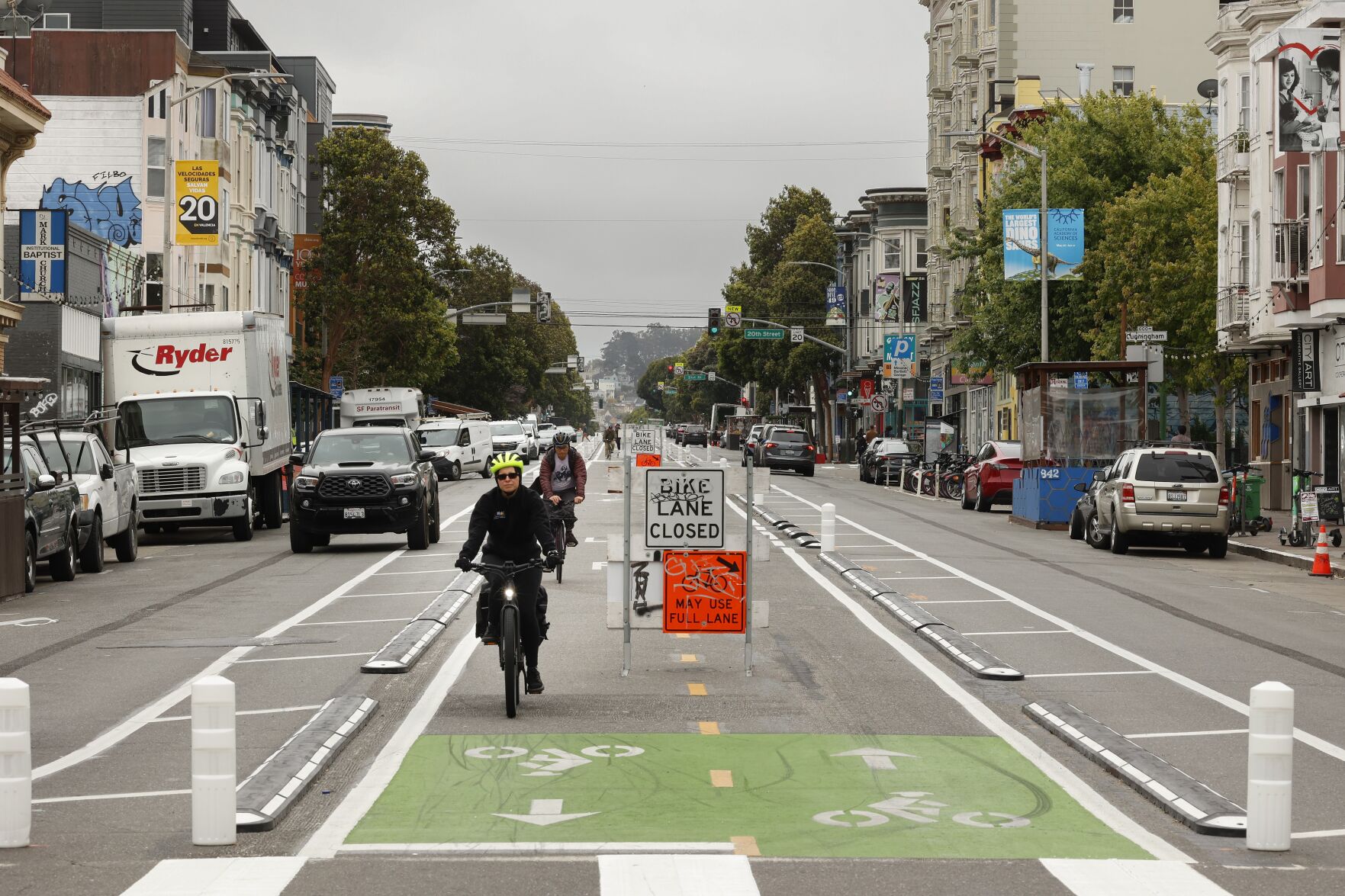 Valencia Street center bike lane future uncertain past 2024