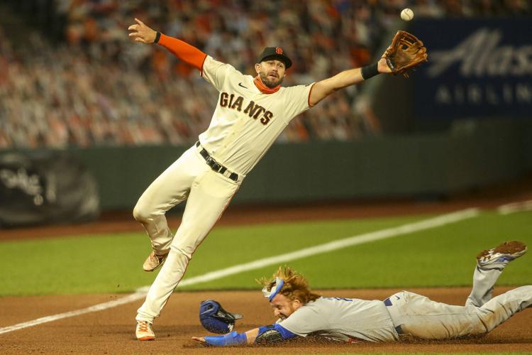 Brandon Belt leaves behind a great Giants legacy, and a question