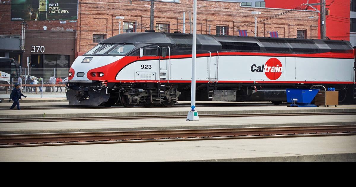Buoyed by public support, Caltrain onestep closer to considering 1/8