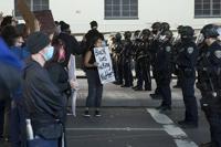 Unacceptable': SF Mayor, Police Chief Respond After Looting, Vandalism at  Union Square – NBC Bay Area