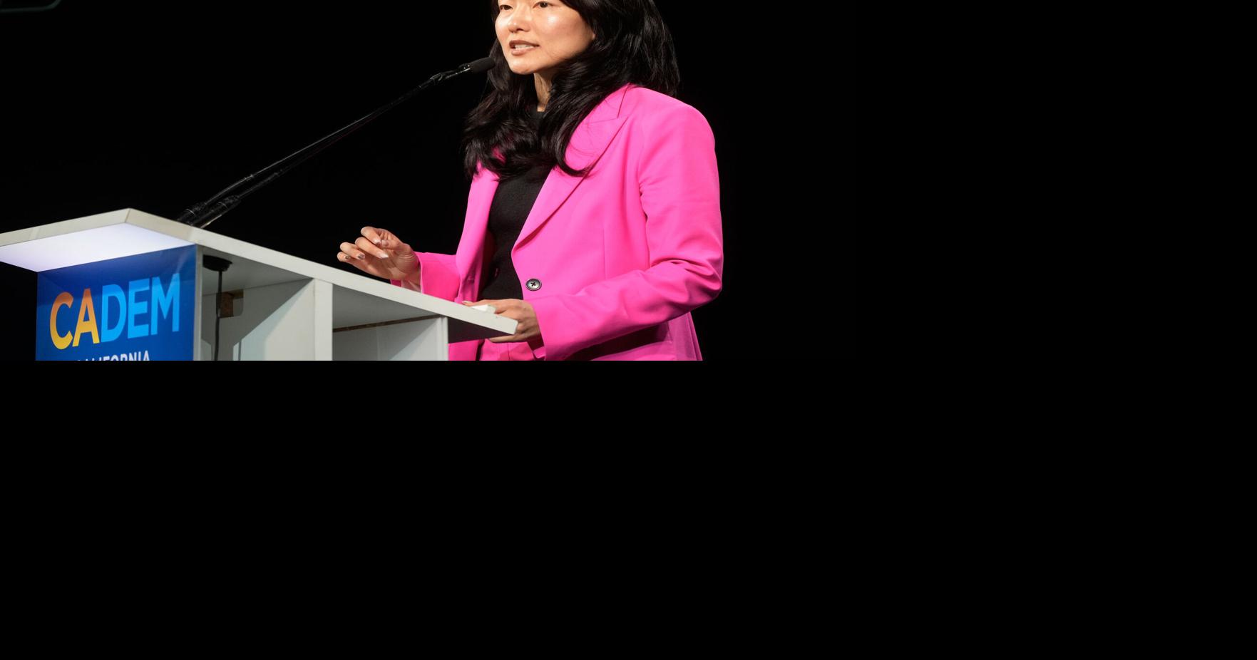 Kim touts single-payer plan after leading primary