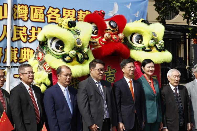 Autumn Moon Festival fills up San Francisco Chinatown Photo Galleries