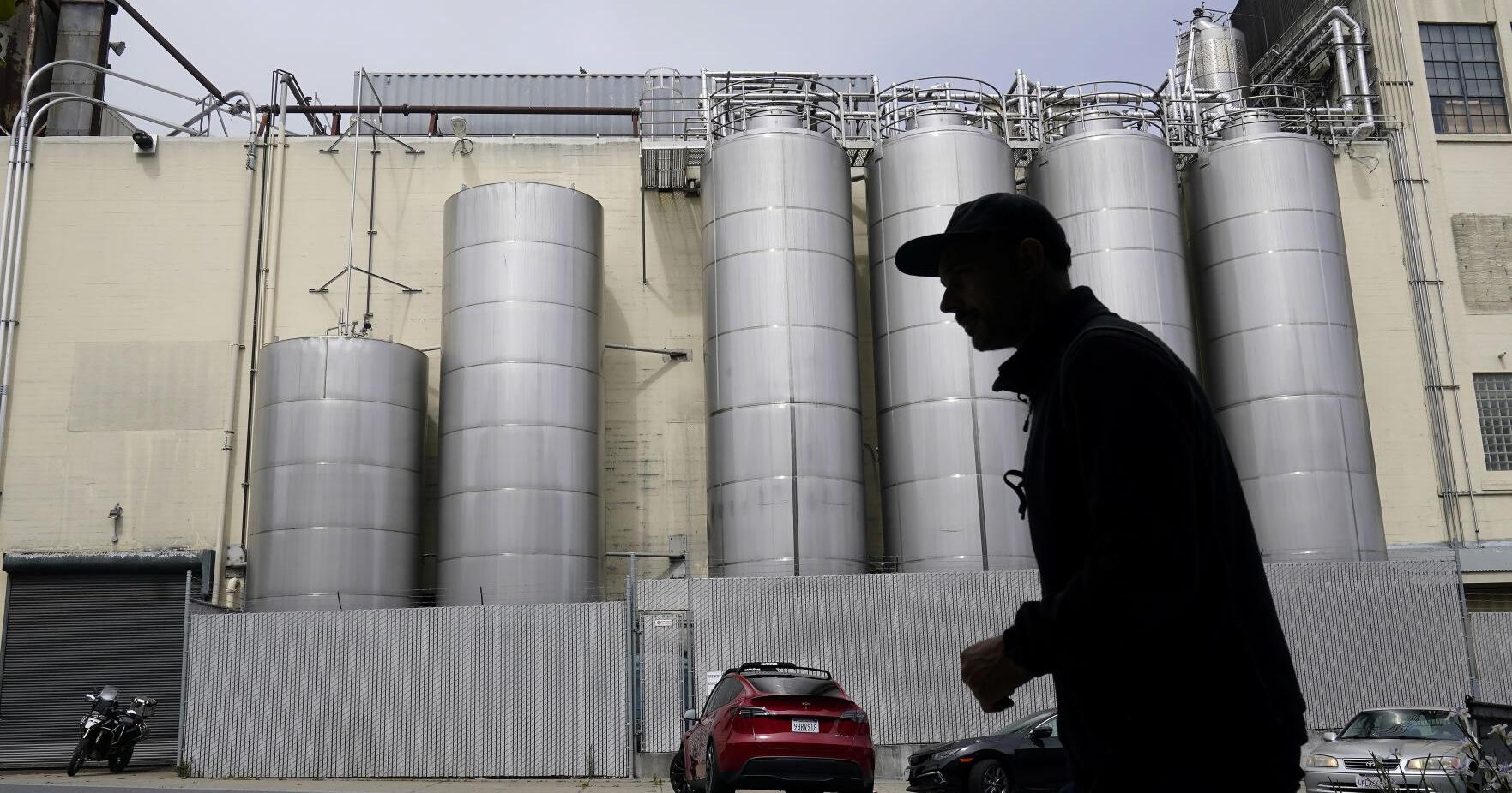 Most Anchor Brewing union workers want old jobs with new CEO | Business - Vimarsana News