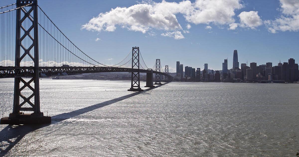 Protesters shut down Bay Bridge traffic | San Francisco News ...