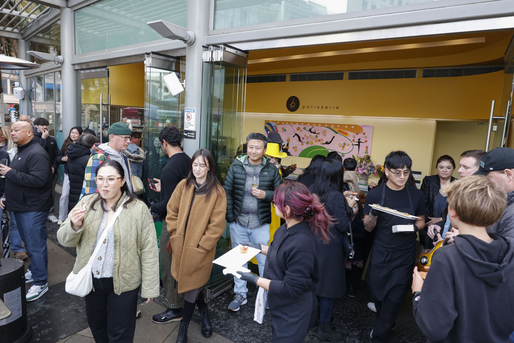 「PÂTISSIER tradition et innovation」 VONN Artisan Torino VAC3196AB 39