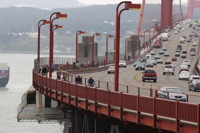 More young people attempting suicide at Golden Gate Bridge, says