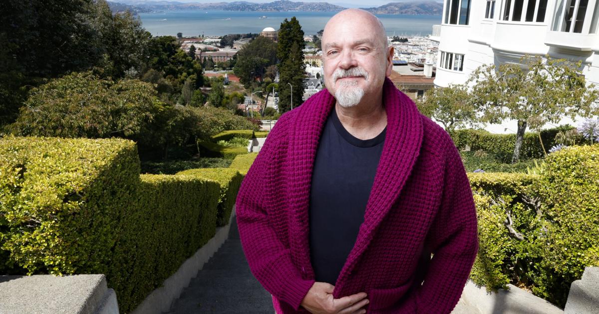 Presidio Heights resident highlighting SF neighborhood history