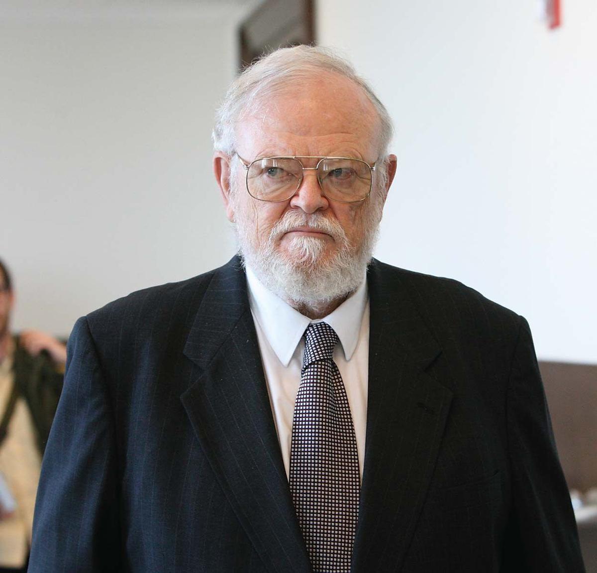 Former San Mateo psychiatrist convicted of molestation dies at prison  hospice | San Francisco News | sfexaminer.com