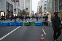 Unacceptable': SF Mayor, Police Chief Respond After Looting, Vandalism at  Union Square – NBC Bay Area