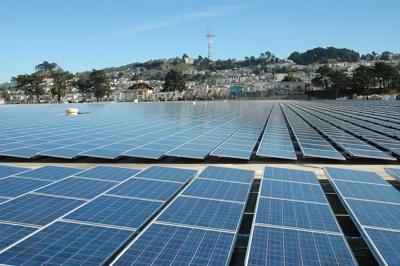 The San Francisco Sunset Reservoir Solar project is a 5-megawatt system, one of the largest municipal solar projects in the country. Completed in 2009, the Sunset District project tripled San Francisco’s solar output at that time.