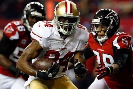 San Francisco 49ers rookie tight end Delanie Walker stands in the News  Photo - Getty Images