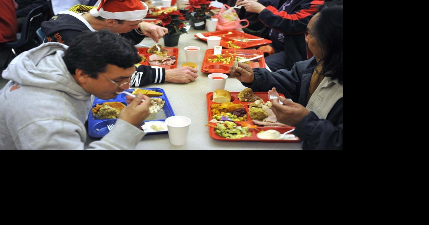 Thousands pack Glide Memorial for Christmas dinner San Francisco News