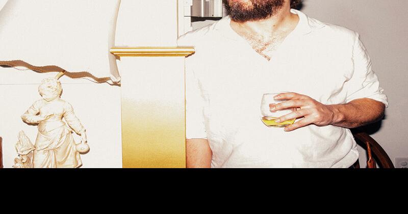 Phosphorescent’s Matthew Houck Explores The Space Between Contentment ...