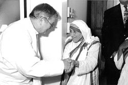 Tainted Saint: Mother Teresa Defended Pedophile Priest | Archives ...