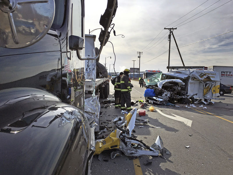 Sharon crash kills New Castle man News