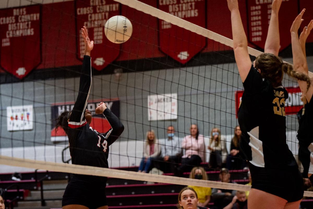 HickoryVsGroveCityVB-TM-21.jpg