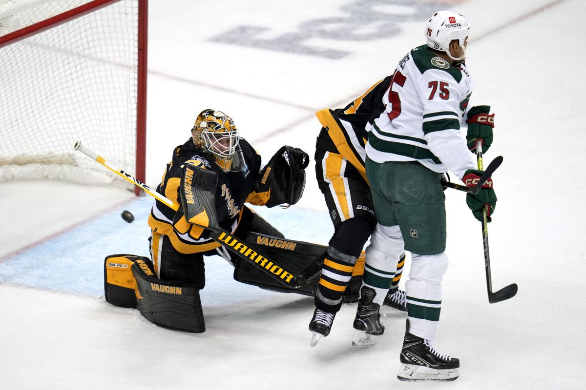 Penguins keep pace in playoff chase with 4-1 win over Wild